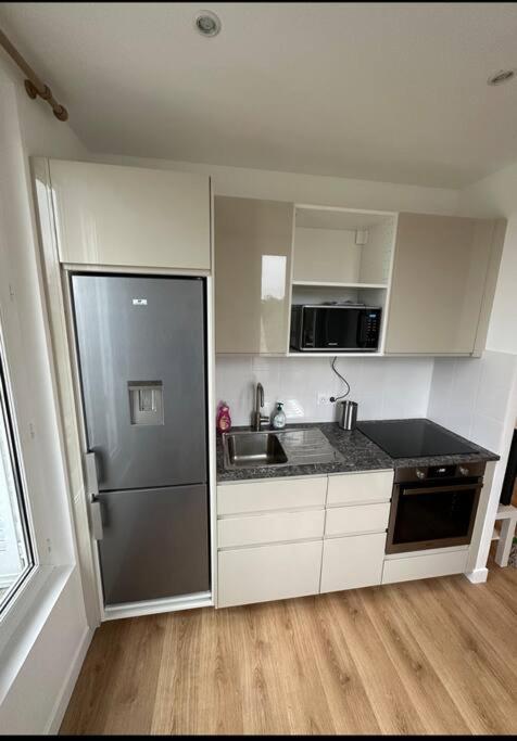Moderne Et Chic Apartment *